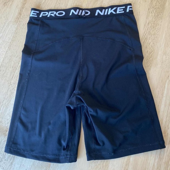 Nike training short Medium - Picture 3 of 4